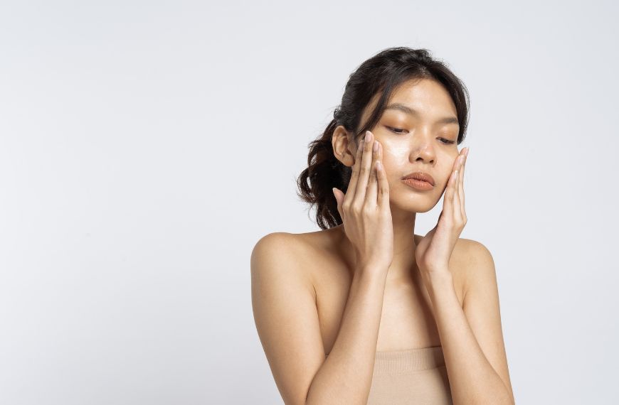 Jangan Keliru! 13 Ciri-ciri Cocok Memakai Cream Wajah yang Mudah Dikenali